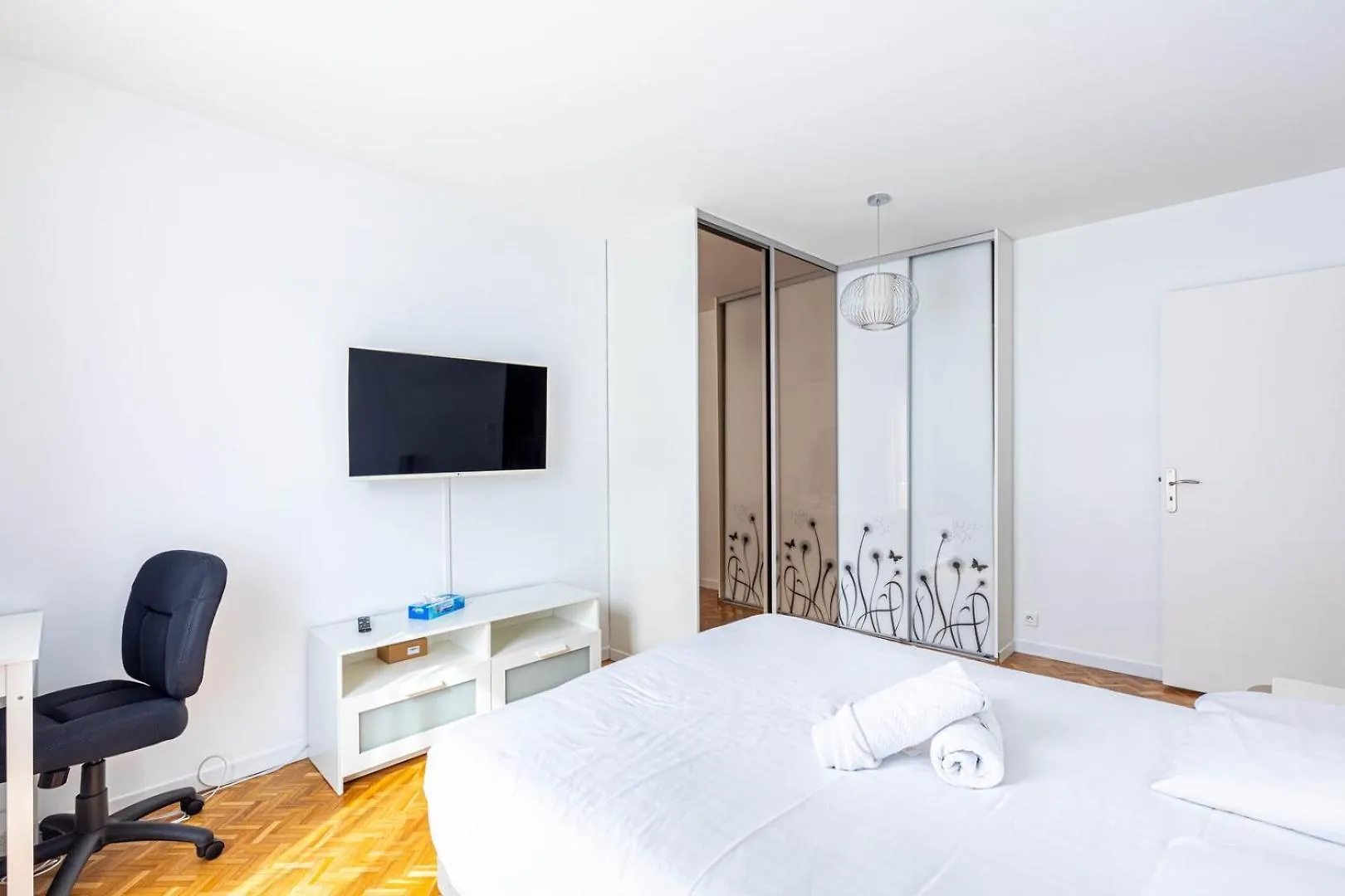 Guestready - Sejour Familial Dans Le 20Eme Lejlighed Paris Frankrig